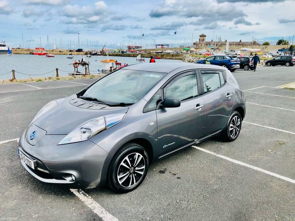 Nissan Leaf Hatchback, Electric, 2015, Grey