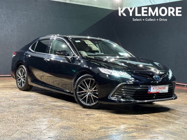 Toyota Camry Saloon, Petrol Hybrid, 2022, Black