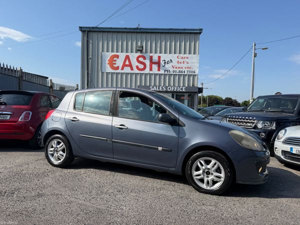 Renault Clio Hatchback, Petrol, 2007, Silver