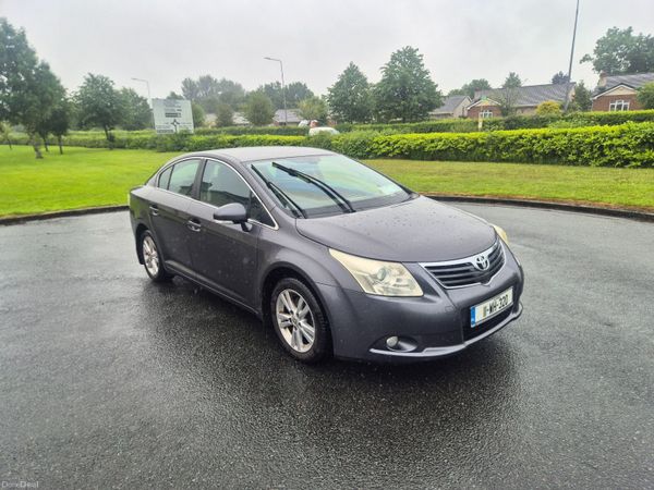 Toyota Avensis Saloon, Petrol, 2011, Grey