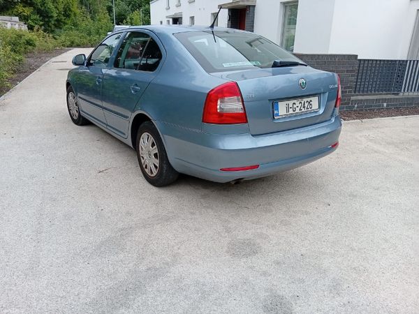 Skoda Octavia Saloon, Diesel, 2011, Grey