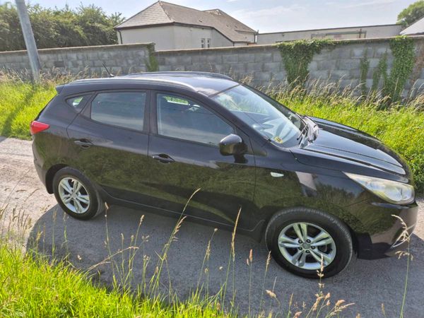Hyundai ix35 SUV, Diesel, 2012, Black