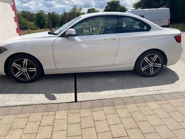 BMW 2-Series Coupe, Diesel, 2014, White