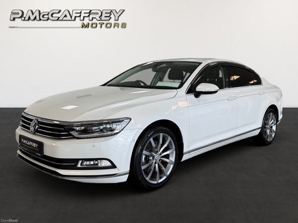 Volkswagen Passat Saloon, Diesel, 2018, White