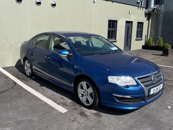 Volkswagen Passat Saloon, Diesel, 2010, Blue