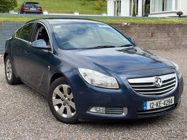 Vauxhall Insignia Hatchback, Diesel, 2012, Blue