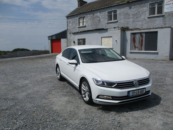 Volkswagen Passat Saloon, Diesel, 2017, White