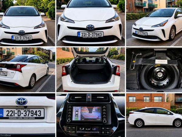 Toyota Prius Hatchback, Petrol Hybrid, 2022, Silver
