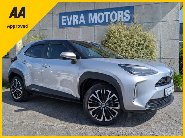 Toyota Yaris Cross SUV, Petrol Hybrid, 2024, Silver