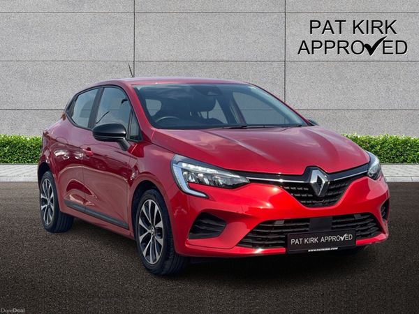Renault Clio Hatchback, Petrol, 2023, Red