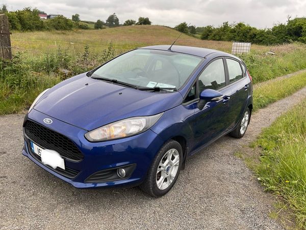 Ford Fiesta Hatchback, Petrol, 2015, Blue