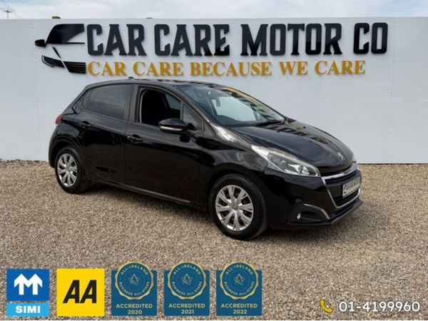 Peugeot 208 Hatchback, Petrol, 2017, Black