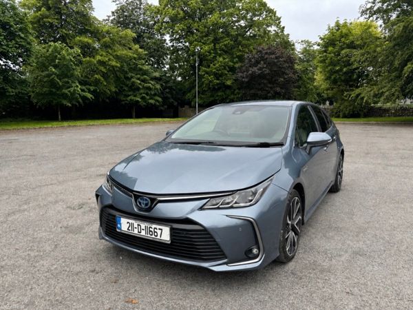Toyota Corolla Saloon, Petrol Hybrid, 2021, Grey