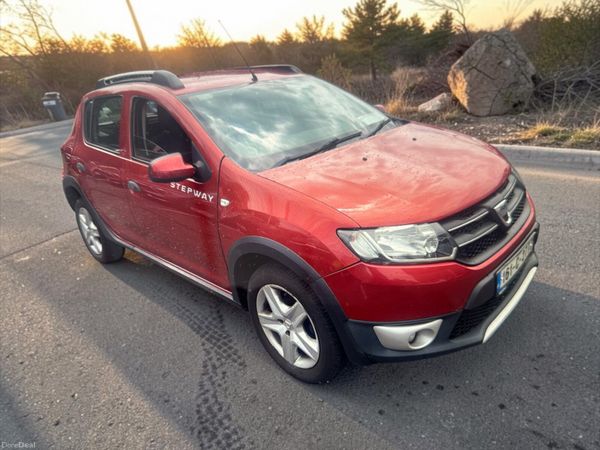 Dacia Sandero Stepway Hatchback, Diesel, 2016, Red