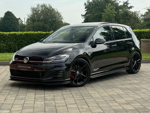 Volkswagen Golf Hatchback, Petrol, 2018, Black