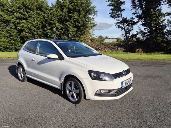 Volkswagen Polo Hatchback, Petrol, 2016, White