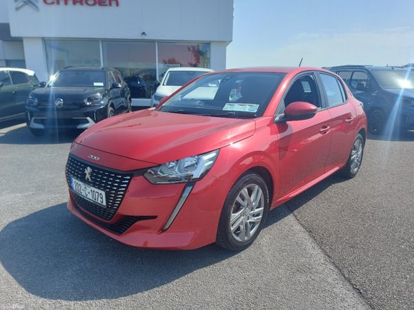Peugeot 208 Hatchback, Petrol, 2020, Red