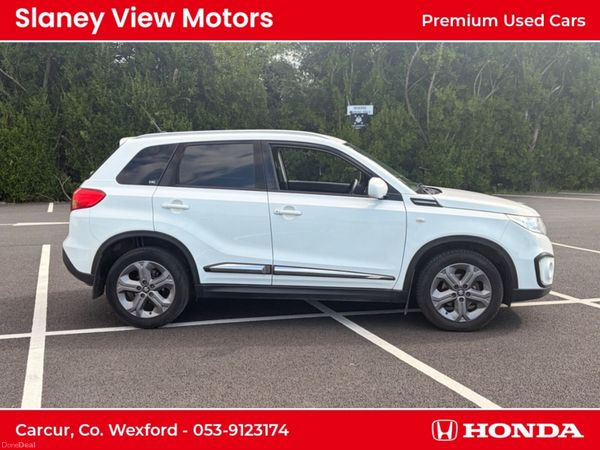 Suzuki Vitara SUV, Diesel, 2018, White