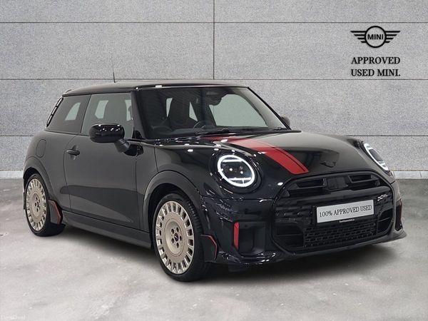 Mini Cooper Hatchback, Petrol, 2026, Black
