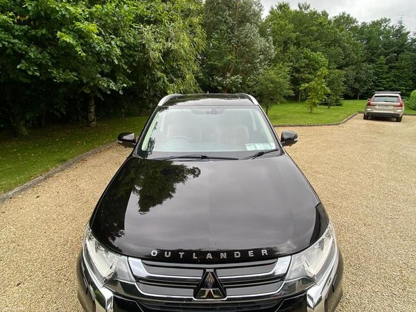Mitsubishi Outlander SUV, Petrol Plug-in Hybrid, 2018, Black