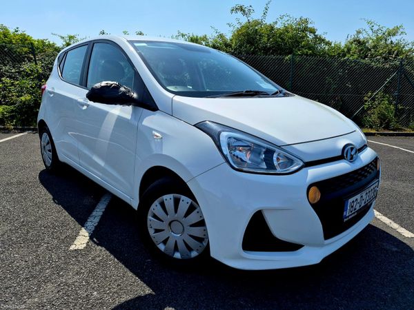 Hyundai i10 Hatchback, Petrol, 2018, White