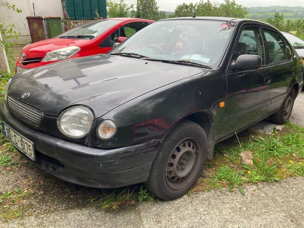 Toyota Corolla Hatchback, Petrol, 1998, Black