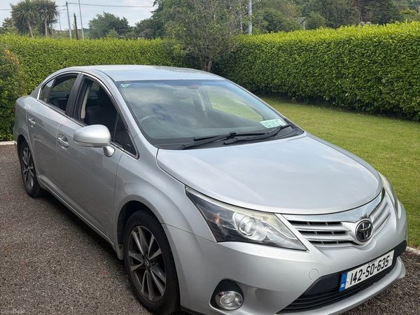 Toyota Avensis Saloon, Diesel, 2014, Silver
