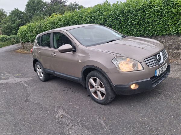 Nissan Qashqai Hatchback, Diesel, 2010, Brown