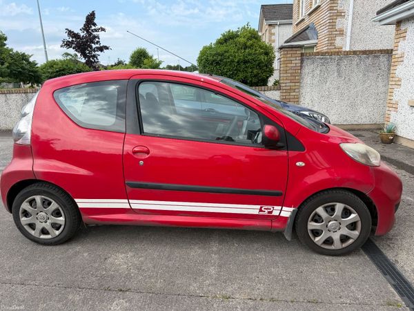 Peugeot 107 Hatchback, Petrol, 2010, Red