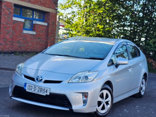 Toyota Prius Estate, Petrol Hybrid, 2013, Silver
