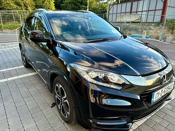 Honda Vezel MPV, Petrol Hybrid, 2017, Black