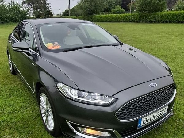 Ford Mondeo Hatchback, Petrol Hybrid, 2019, Grey