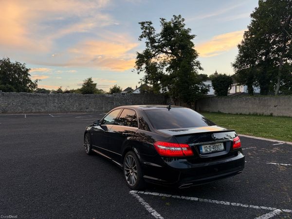 Mercedes-Benz E-Class Saloon, Diesel, 2012, Black