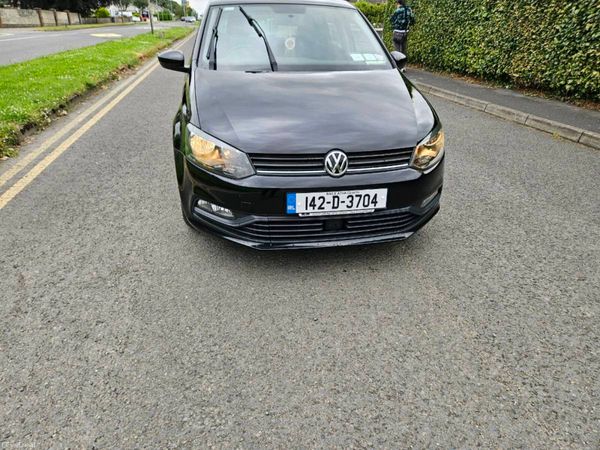 Volkswagen Polo Hatchback, Petrol, 2014, Black