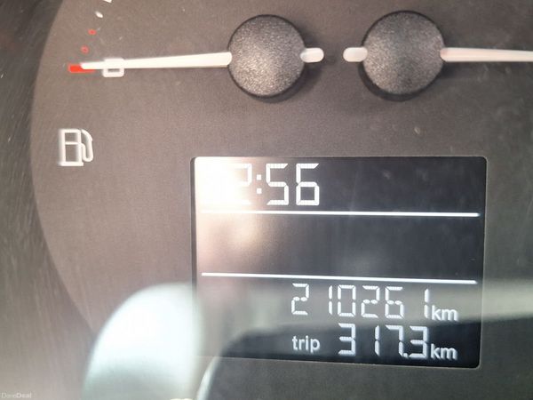 SEAT Leon Hatchback, Petrol, 2011, Red