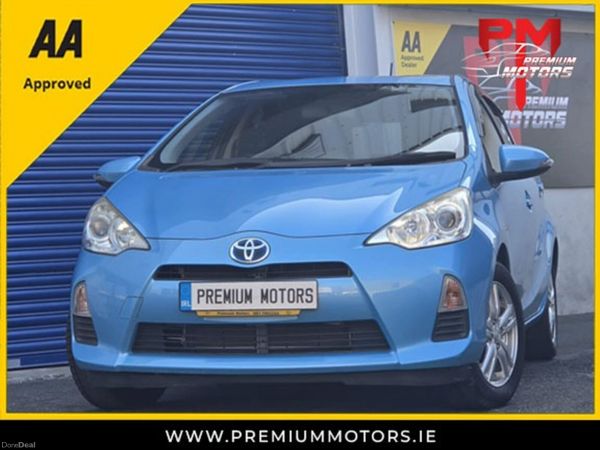 Toyota Aqua Hatchback, Petrol Hybrid, 2013, Blue