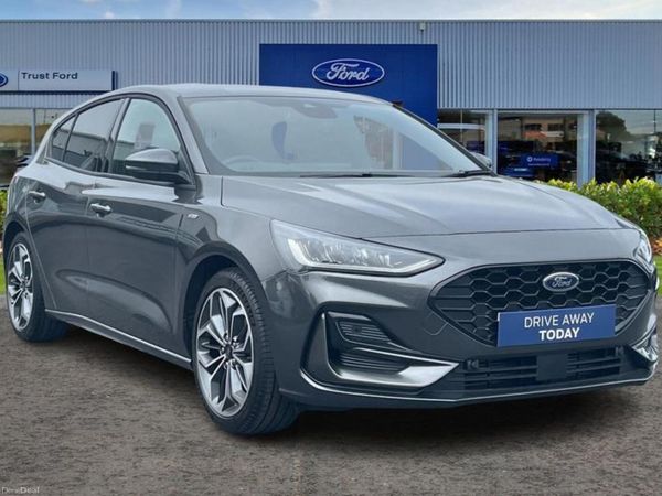 Ford Focus Hatchback, Petrol, 2026, Grey