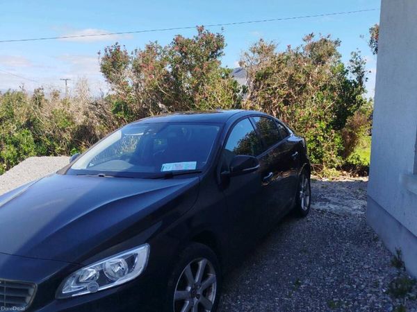 Volvo S60 Saloon, Diesel, 2017, Black