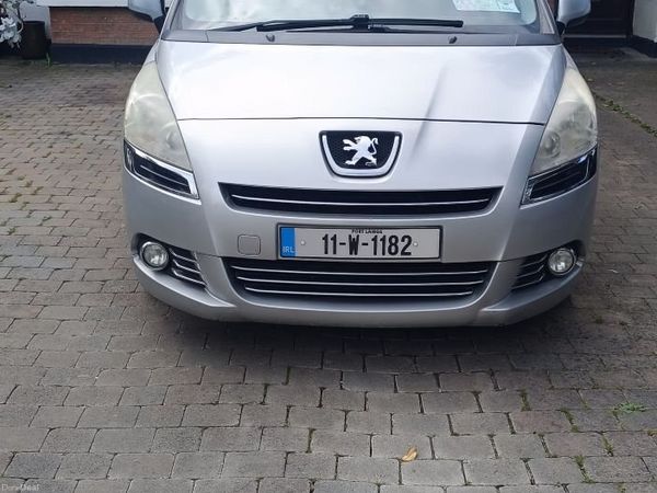 Peugeot 5008 MPV, Diesel, 2011, Grey
