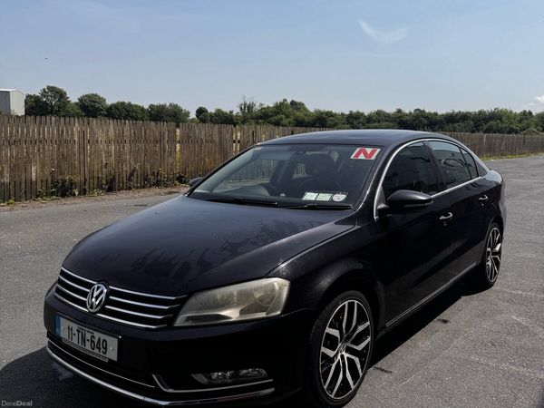 Volkswagen Passat Saloon, Diesel, 2011, Black