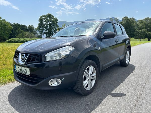 Nissan Qashqai Hatchback, Diesel, 2012, Black