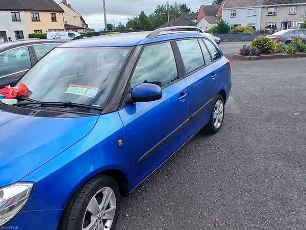 Skoda Fabia Estate, Petrol, 2015, Blue
