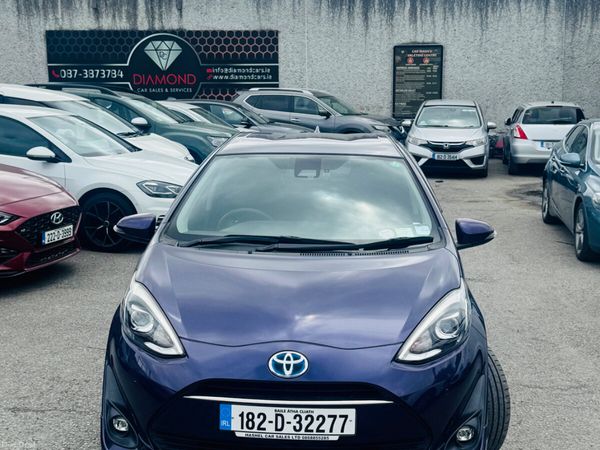 Toyota Aqua Hatchback, Petrol Hybrid, 2018, Purple