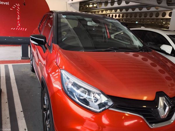 Renault Captur Hatchback, Diesel, 2016, Red