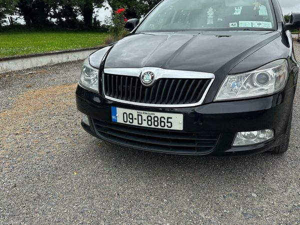 Skoda Octavia Hatchback, Diesel, 2009, Black
