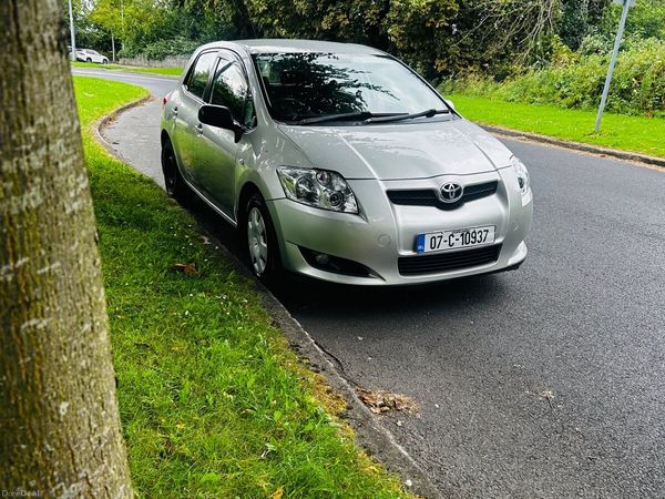 Toyota Auris Hatchback, Petrol, 2007, Silver