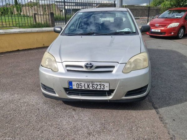 Toyota Corolla Hatchback, Petrol, 2005, Silver