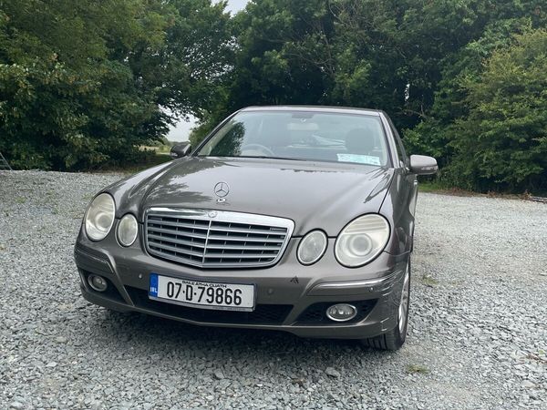 Mercedes-Benz E-Class Saloon, Petrol, 2007, Grey