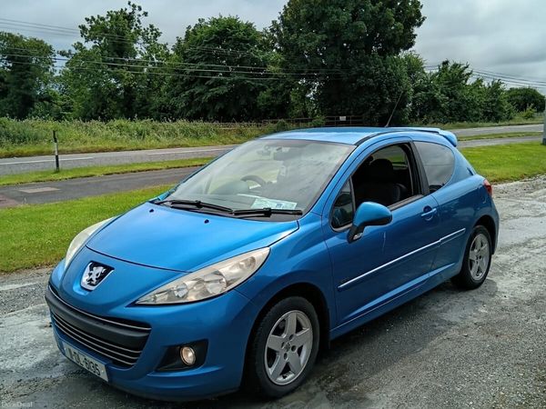 Peugeot 207 Hatchback, Diesel, 2011, Blue