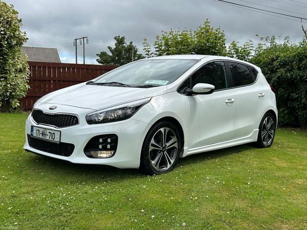 Kia Ceed Hatchback, Petrol, 2017, White